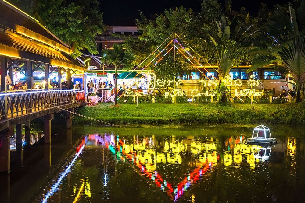 Angkor Night Market (Source: Internet)