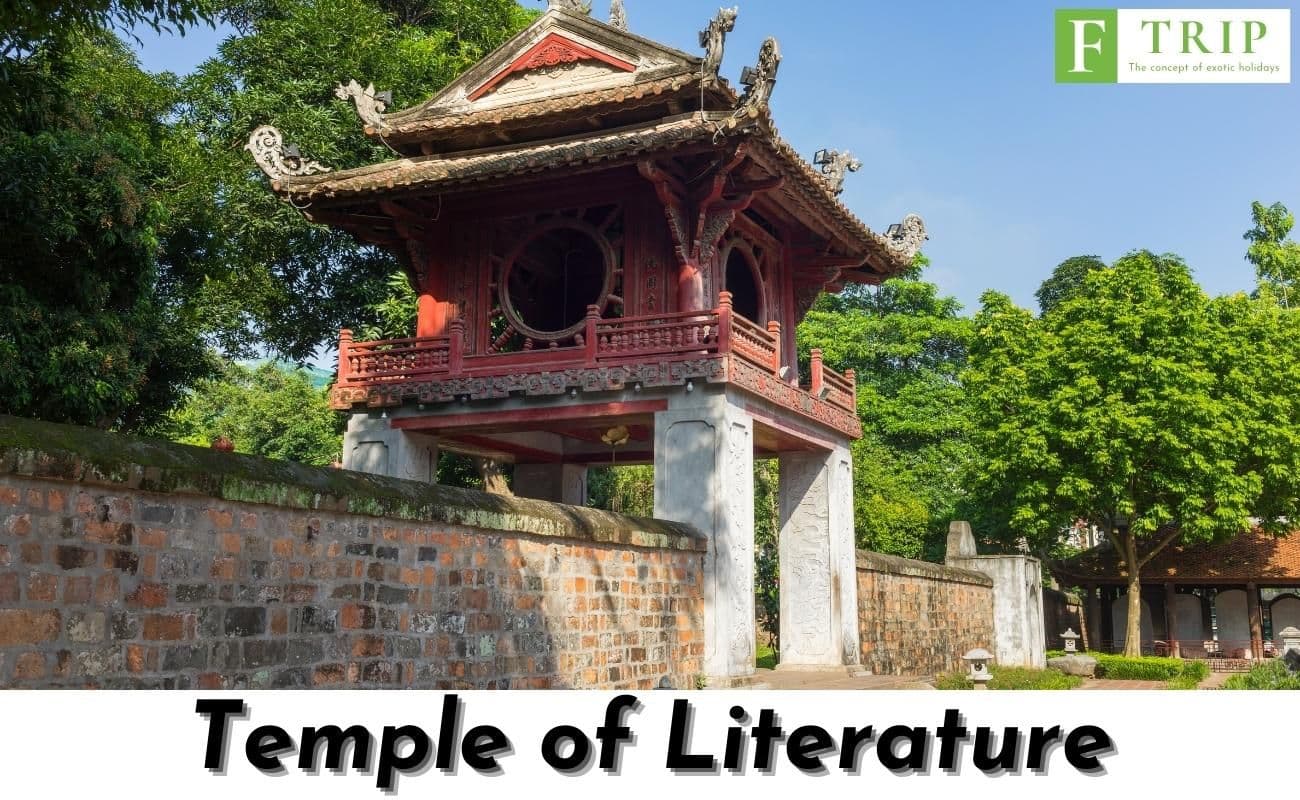 Temple of Literature is one of the most famous places in Hanoi (Source: Internet)