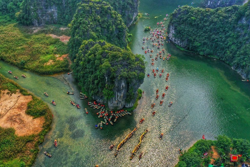 Tràng An Landscape Complex– A Unesco World Heritage Site (Source: Internet)