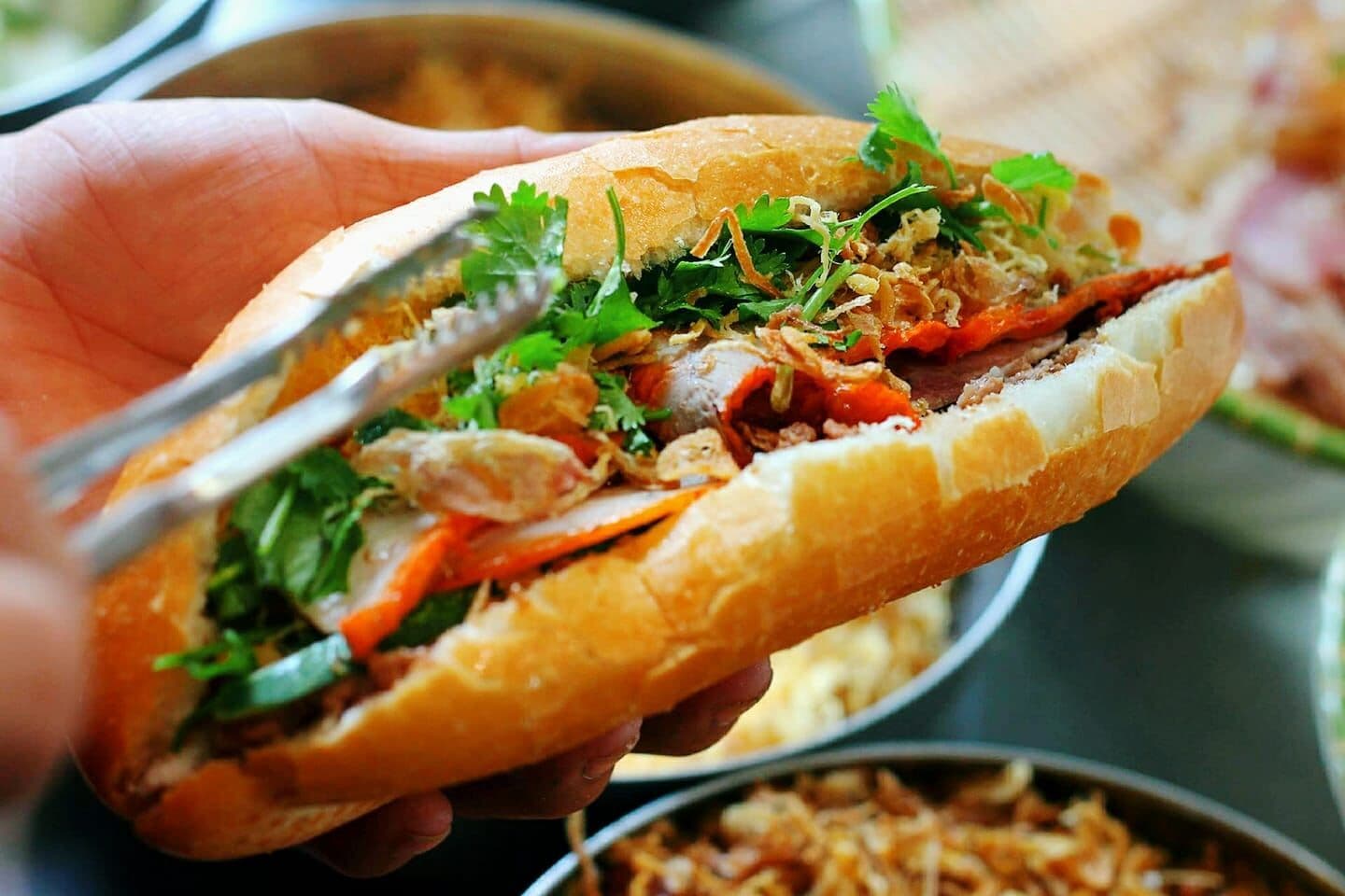 Banh Mi Hanoi - Hanoi Old Quarter Restaurant (Source: Bao Lao dong)