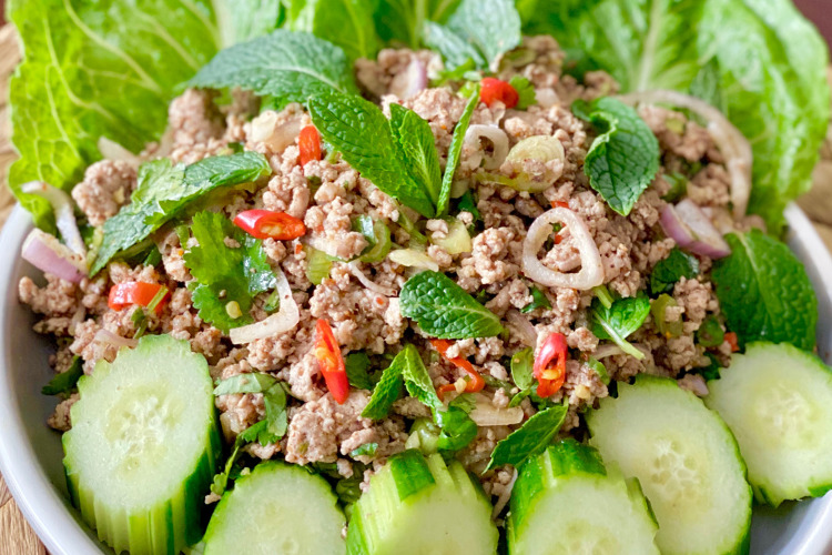  Vientiane food  Meat Salad- Larb