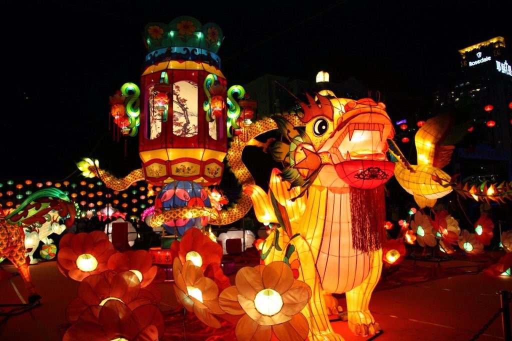 Mid-Autumn Festival has become an indispensable traditional festival in Vietnam