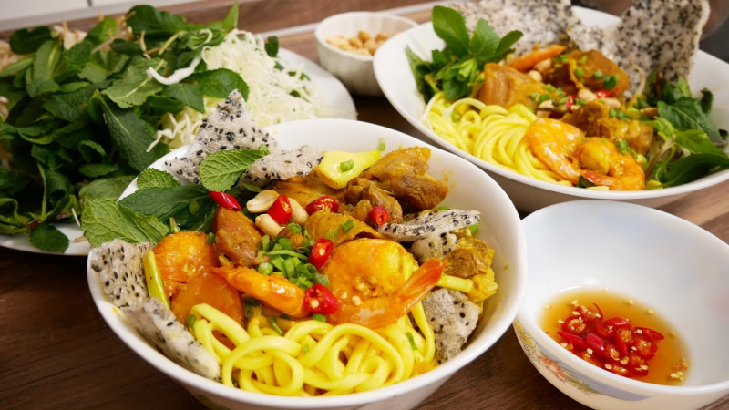 Mi Quang is one of best Vietnam food, loved by many tourists